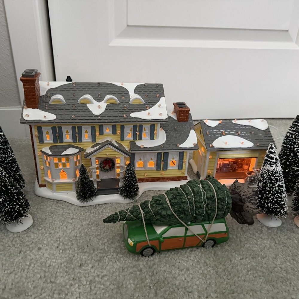 Department 56 Griswold Holiday House with Car & Holiday Garage & extra trees